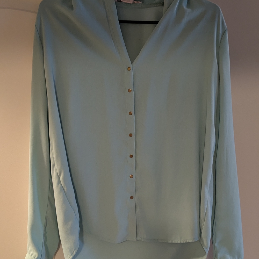 Forever 21 Green Long Sleeve Button Down Shirt
